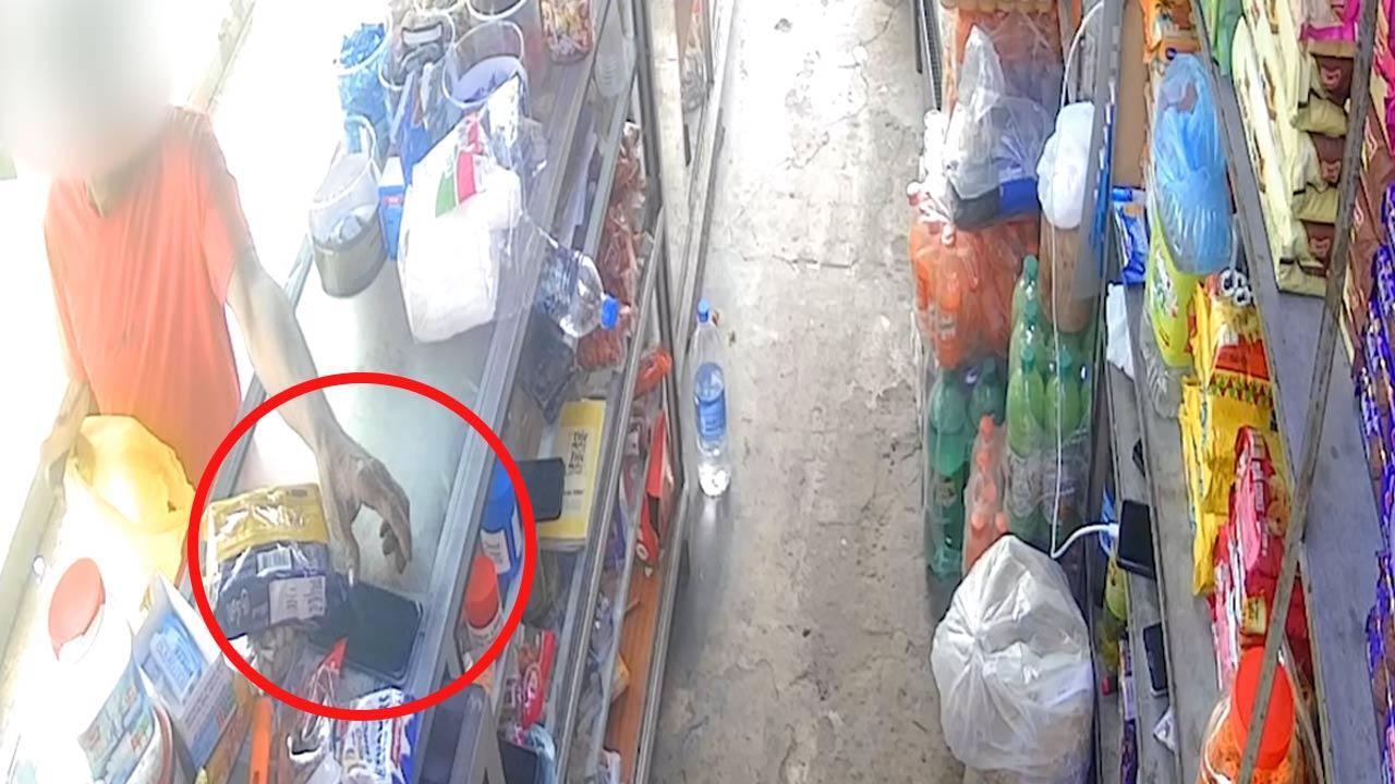 சாவகச்சேரியில் பட்டப்பகலில் இடம்பெற்ற துணிகர திருட்டு!