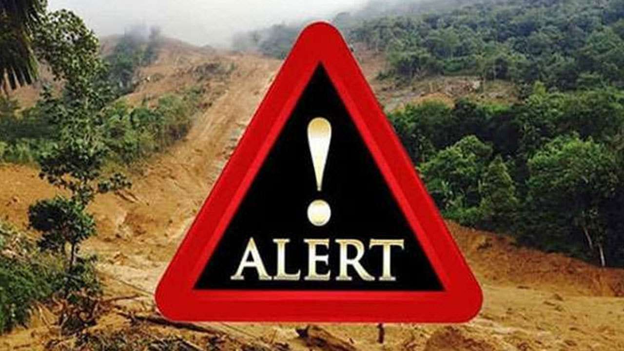 13 பிரதேச செயலாளர் பிரிவுகளுக்கு மண்சரிவு சிவப்பு எச்சரிக்கை