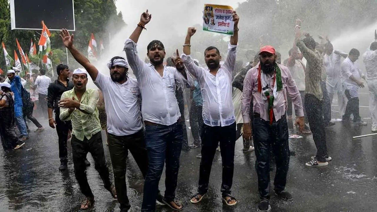 'கொக்ரோச் ஜனதா கட்சி' காலக்கெடுவுடன் எச்சரிக்கை!