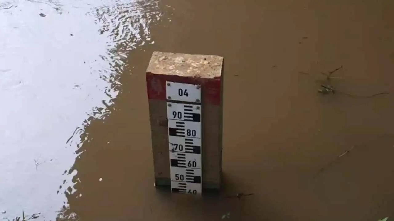 மழையால் அதிகரித்த கங்கைகளின் நீர்மட்டம் மீண்டும் குறைகிறது