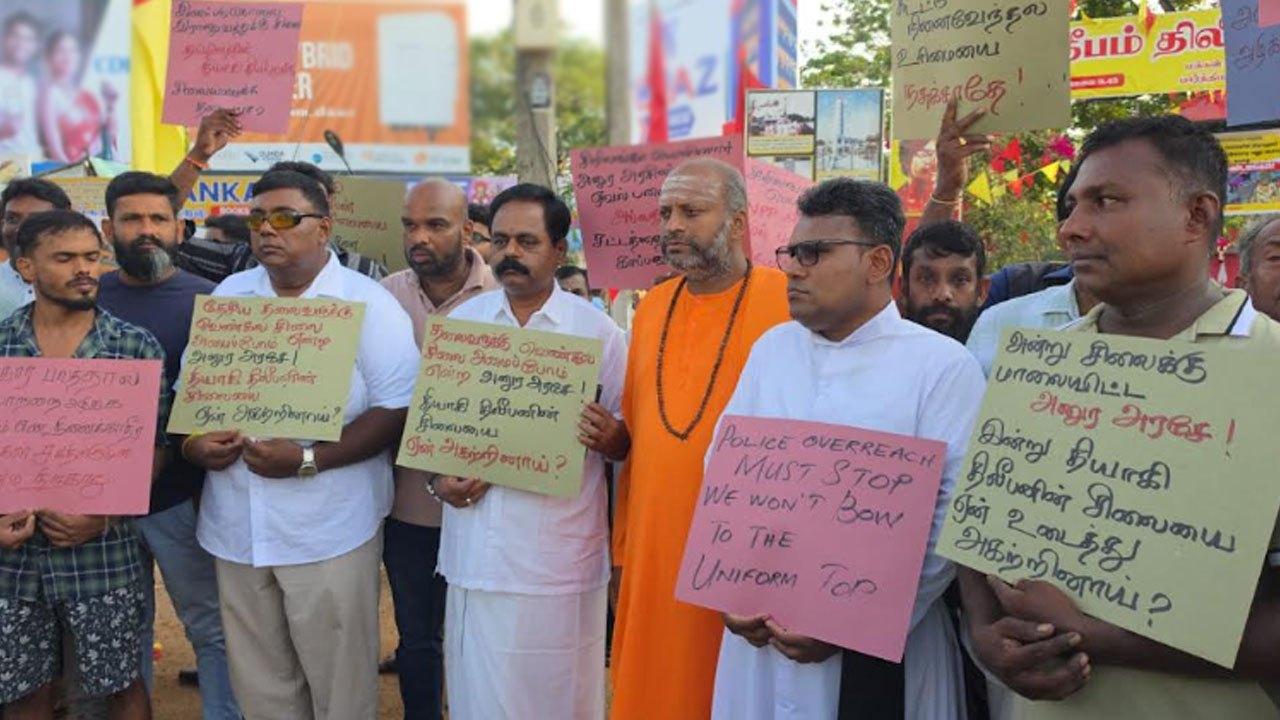 திலீபனின் சிலை அகற்றப்பட்டமைக்கு எதிராக போராட்டம்