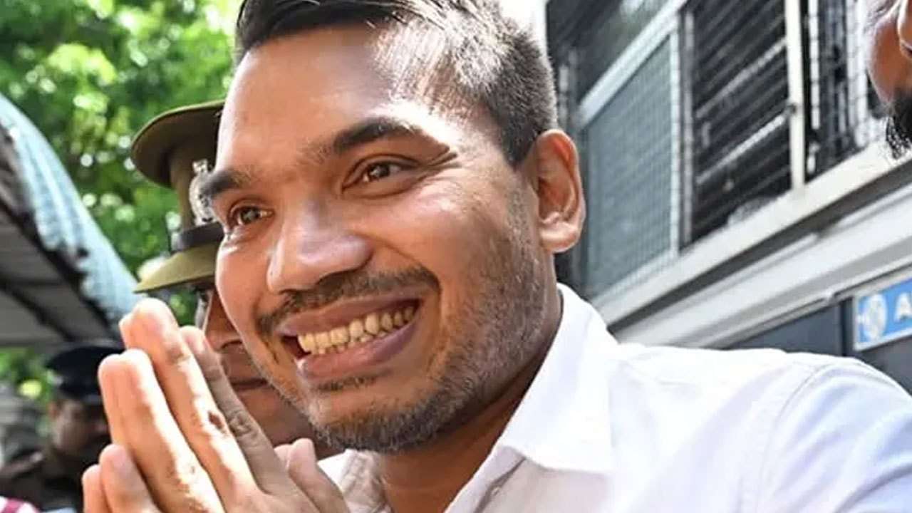 குற்றவாளியாக பெயரிடப்பட்டார் நாமல்