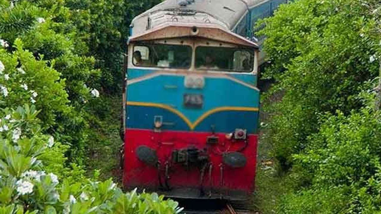 மீண்டும் மலையக மார்க்கத்தில் ரயில் சேவை