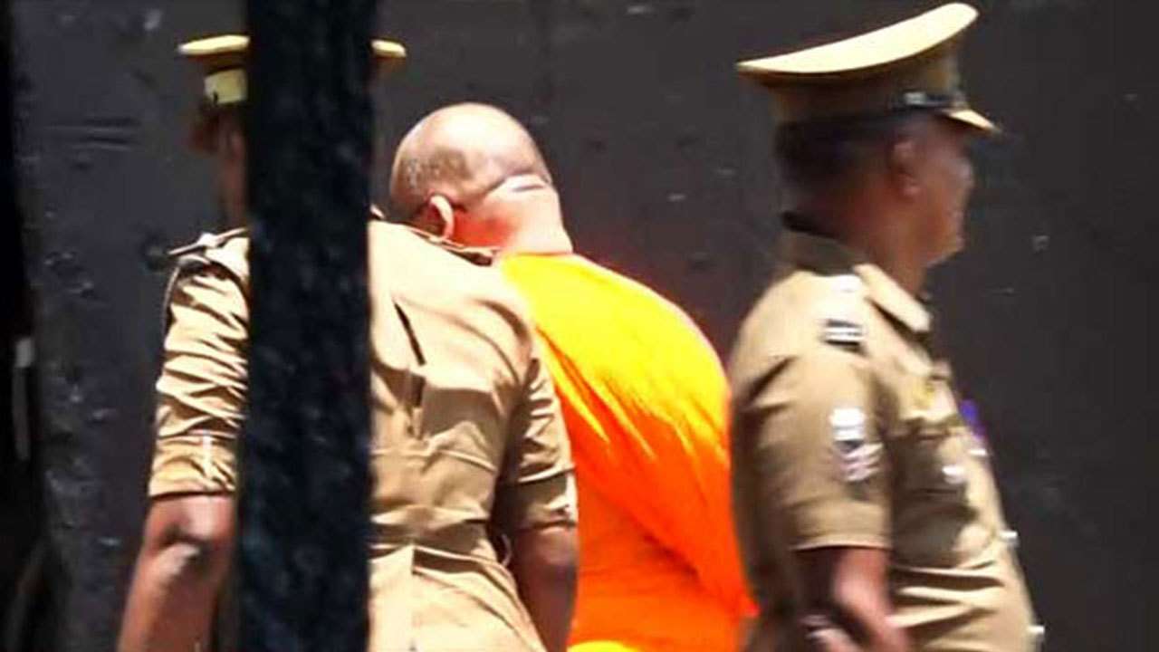 ஞானசாரவுக்கு எதிரான தண்டனையை அமுல்படுத்துமாறு சட்ட மாஅதிபர் மனு!