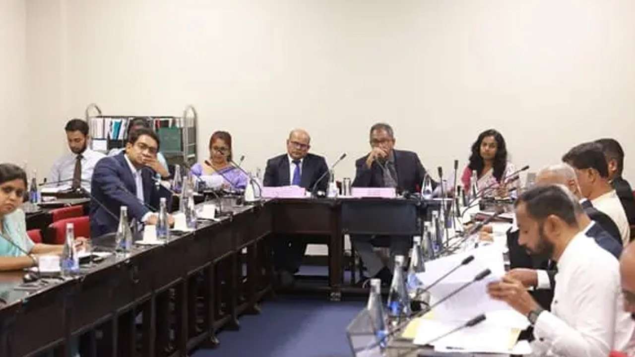 வெளிநாட்டுச் செலாவணி புதிய ஒழுங்குவிதிகளுக்கு நிதி பற்றிய குழு அனுமதி