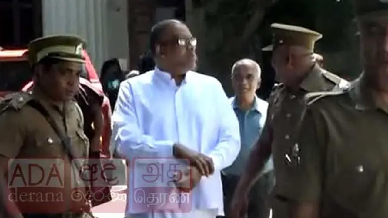 ஞானசார தேரரின் காவி ஆடை நீக்கப்பட்டமைக்கு எதிராக போராட்டம்