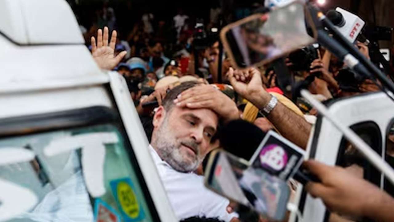 ராகுல் காந்தி மீண்டும் கைது!