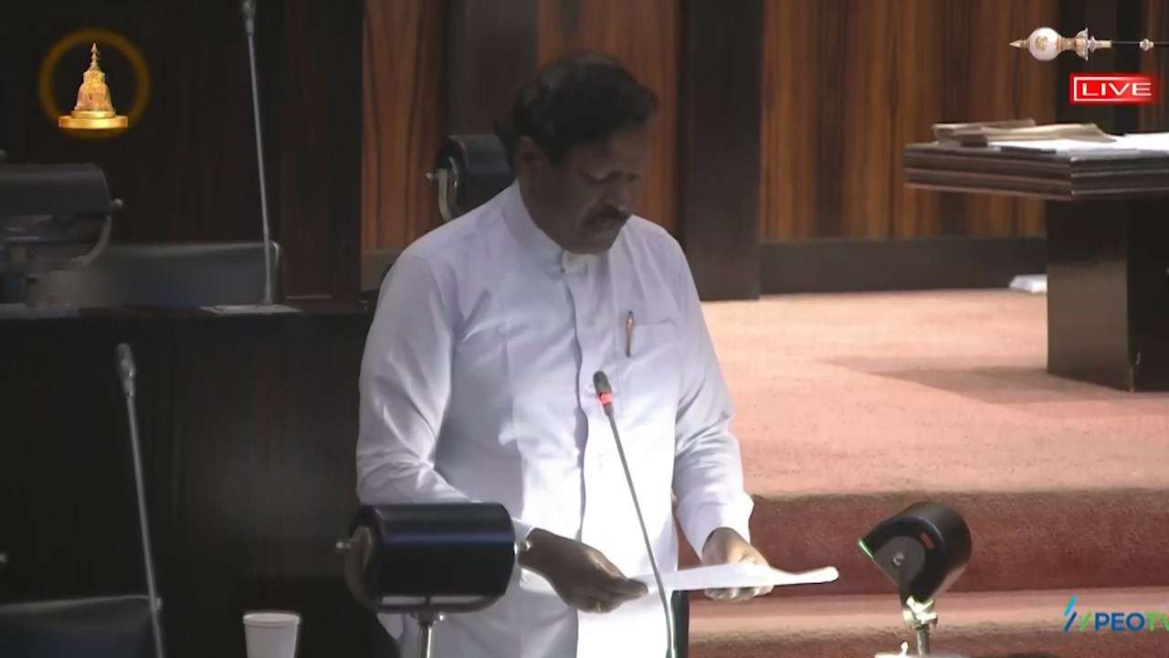 தன்னிச்சையாகவே செயற்படுகின்றது!