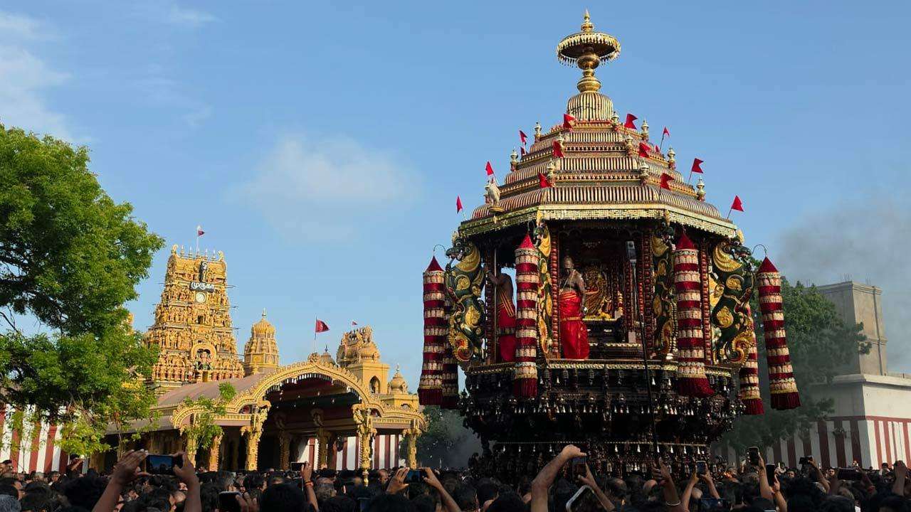 நல்லூரான் அருள்மழையில் நனைந்த மகோற்சவத் தேர்த்திருவிழா!