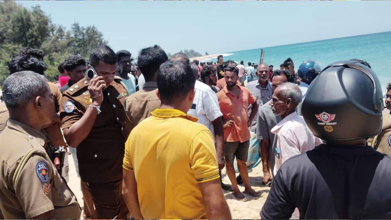 மட்டக்களப்பு கடலில் சோகம்: படகு கவிழ்ந்து கோர விபத்து!