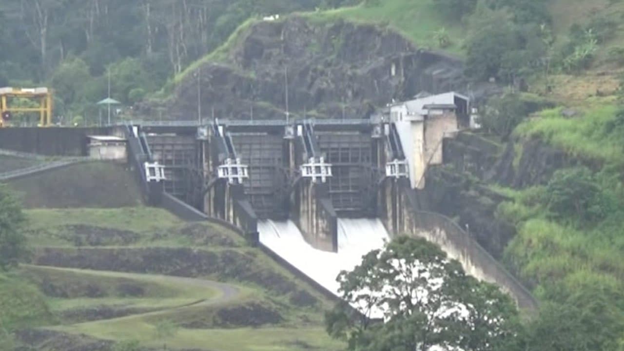 கொத்மலை வான் கதவுகள் திறப்பு